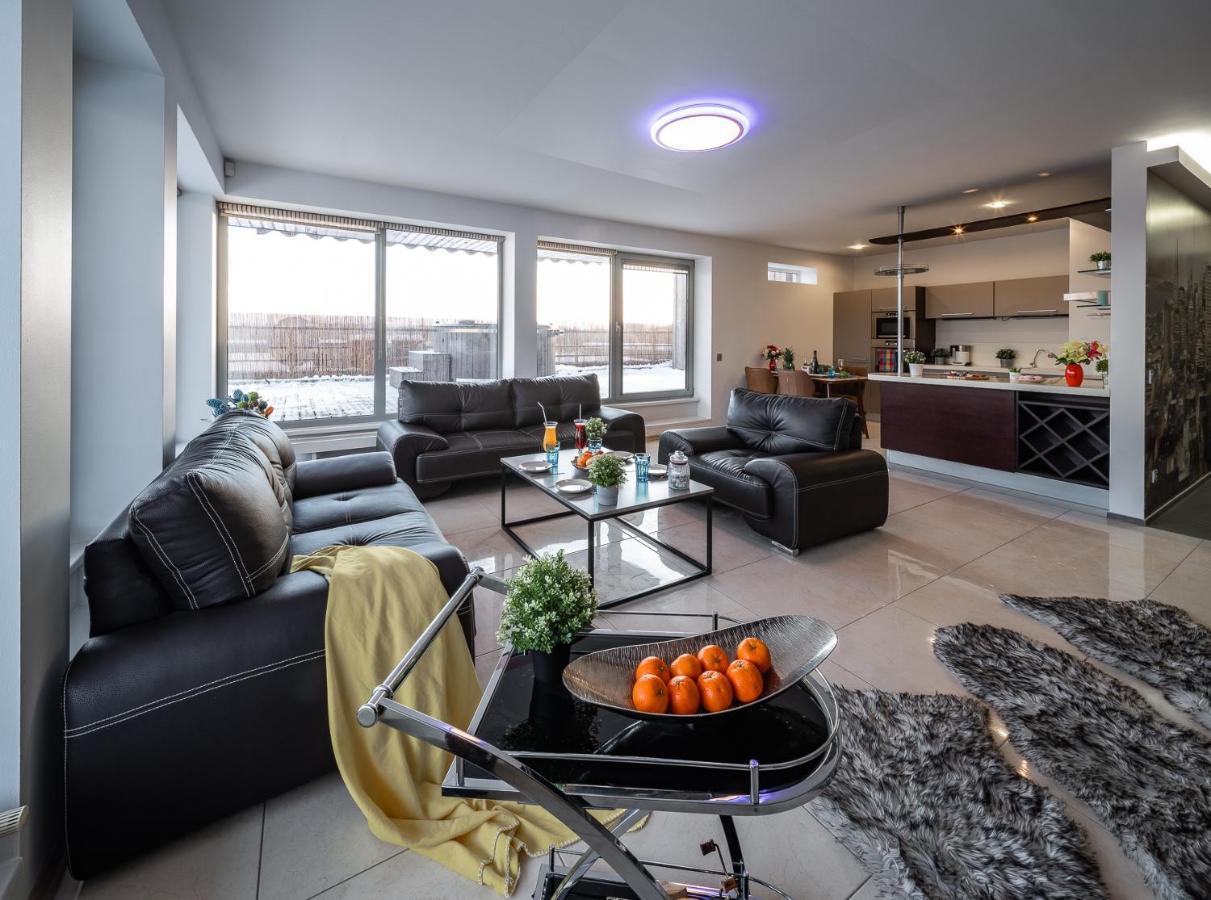 Skyhouse Riga Lux Penthouse & Spa Zewnętrze zdjęcie